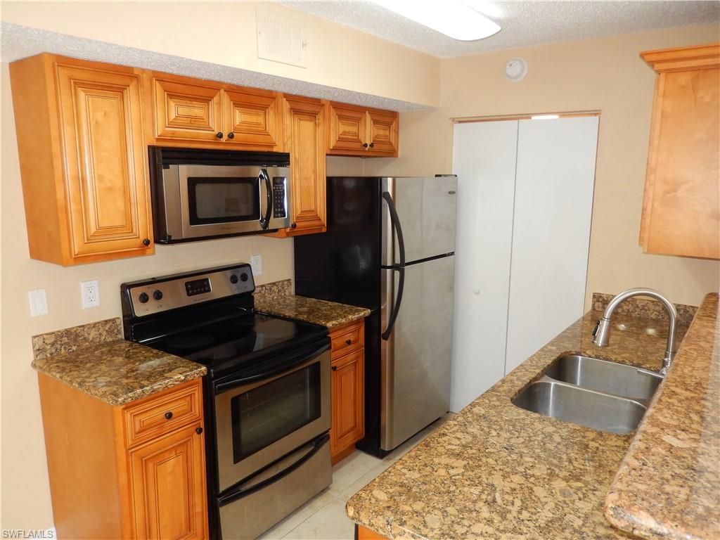 12571 Equestrian Cir, Unit 902, Fort Myers, FL 33907 Photo