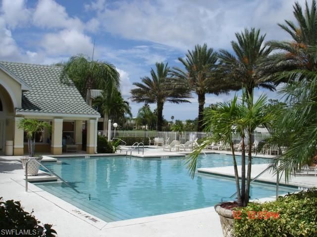 12571 Equestrian Cir, Unit 902, Fort Myers, FL 33907 Photo