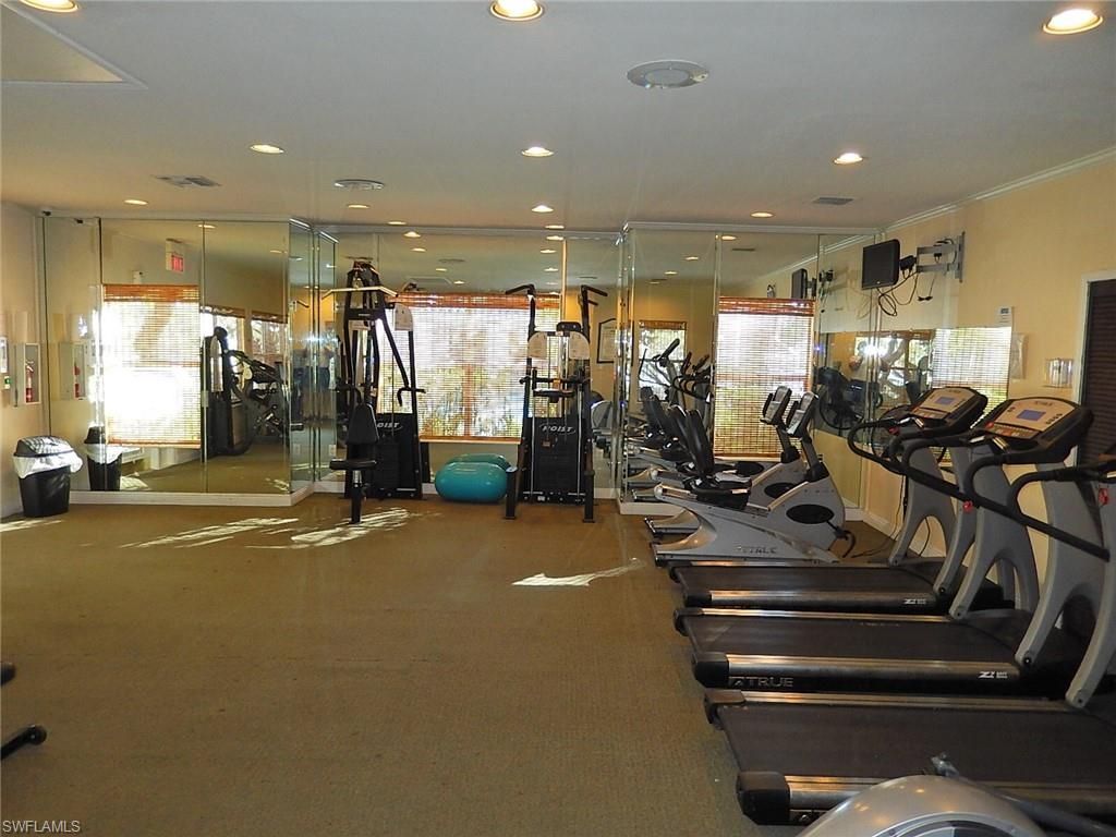 12571 Equestrian Cir, Unit 902, Fort Myers, FL 33907 Photo