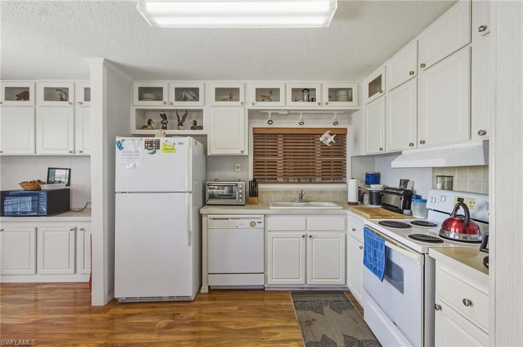 3904 Dewberry Ln, Saint James City, FL 33956 Photo