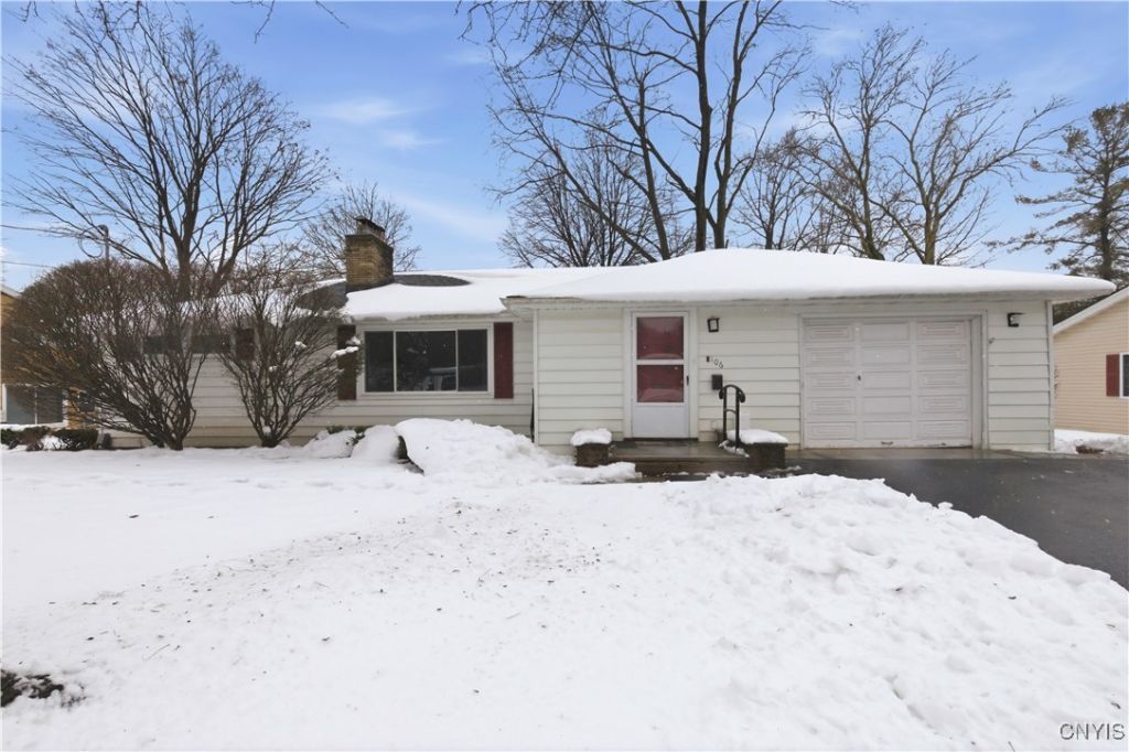 106 Haddonfield Drive, Syracuse, NY 13214 Main Photo