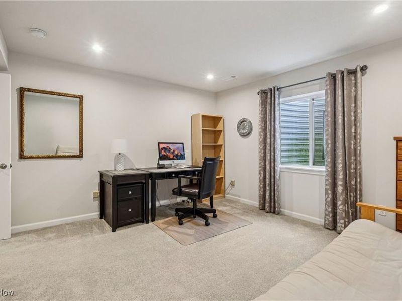 1951 E Woodland Drive, Akron, OH 44313 Photo 28