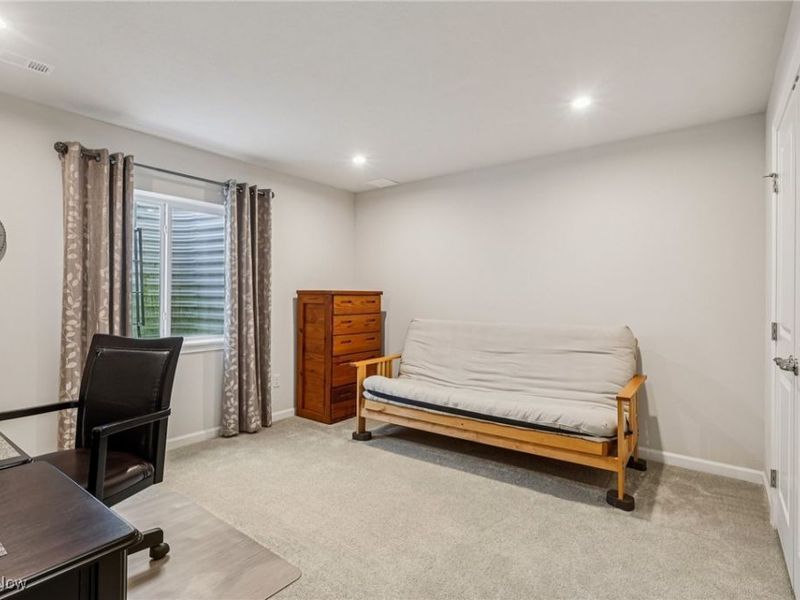 1951 E Woodland Drive, Akron, OH 44313 Photo 29