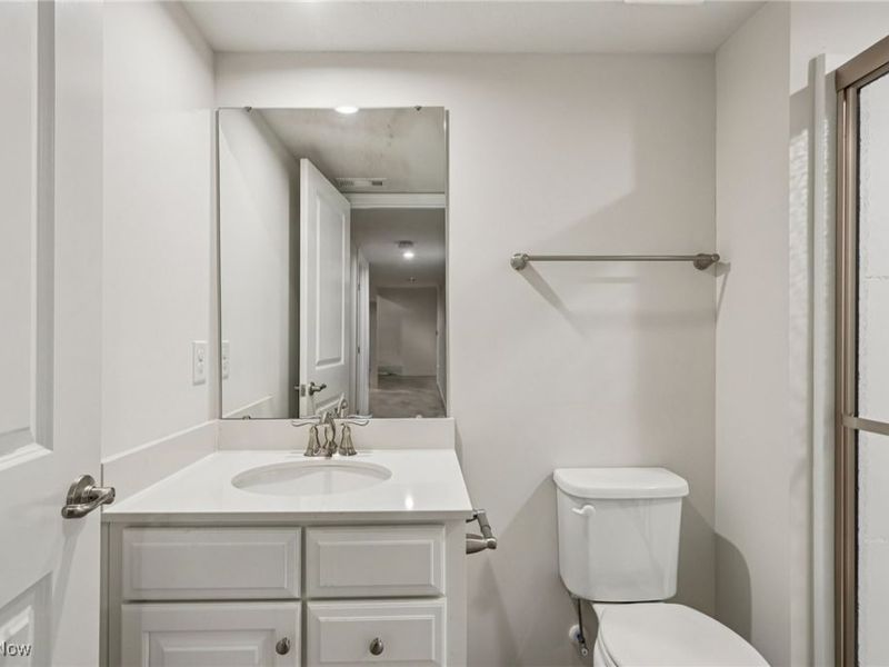 1951 E Woodland Drive, Akron, OH 44313 Photo 30