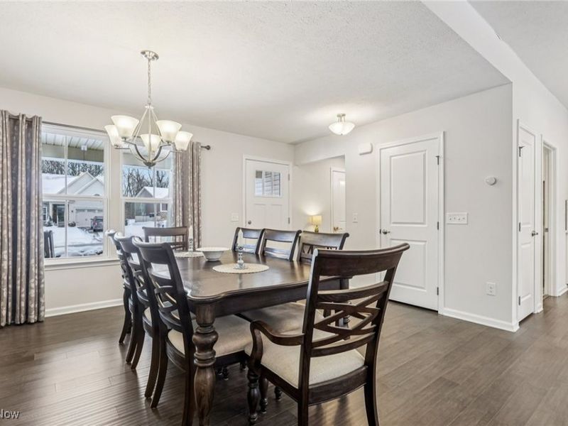 1951 E Woodland Drive, Akron, OH 44313 Photo 4