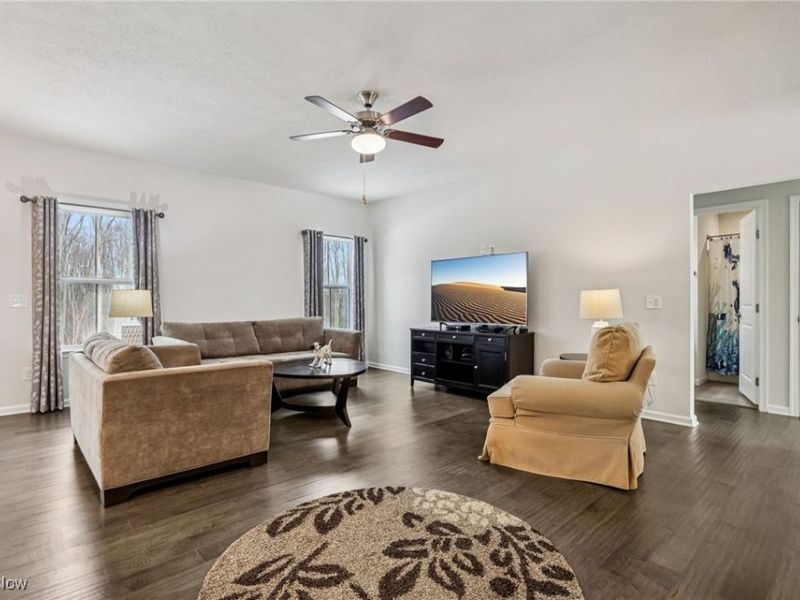 1951 E Woodland Drive, Akron, OH 44313 Photo 6