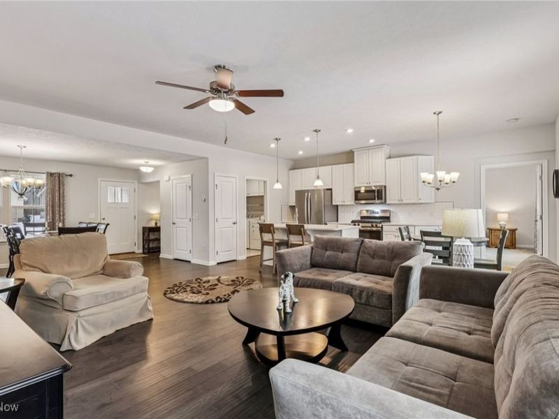 1951 E Woodland Drive, Akron, OH 44313 Photo 7