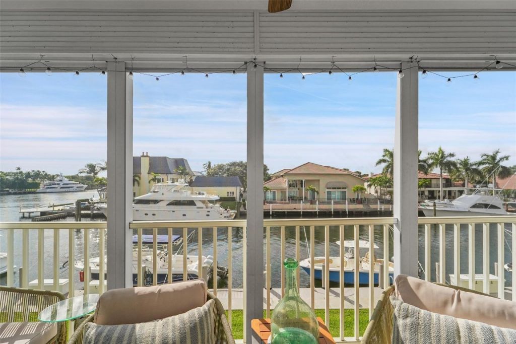 3050 NE 48th Court, Unit 206, Lighthouse Point, FL 33064 Photo