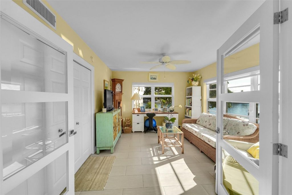3050 NE 48th Court, Unit 206, Lighthouse Point, FL 33064 Photo