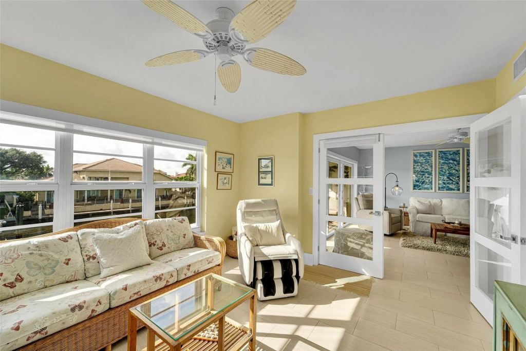 3050 NE 48th Court, Unit 206, Lighthouse Point, FL 33064 Photo