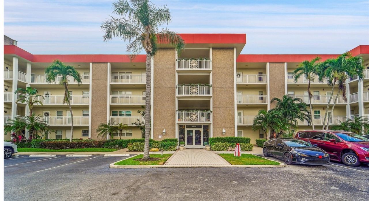 3050 NE 48th Court, Unit 206, Lighthouse Point, FL 33064 Photo