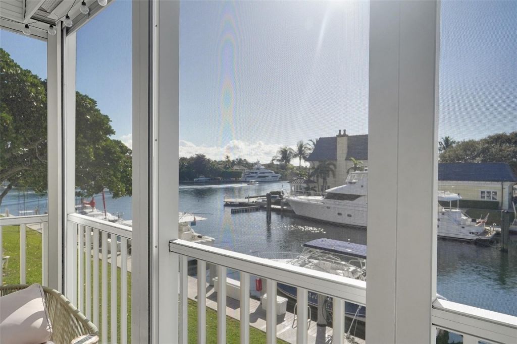 3050 NE 48th Court, Unit 206, Lighthouse Point, FL 33064 Photo