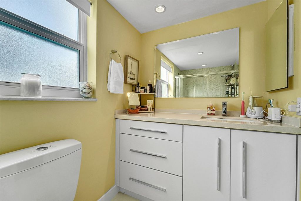 3050 NE 48th Court, Unit 206, Lighthouse Point, FL 33064 Photo