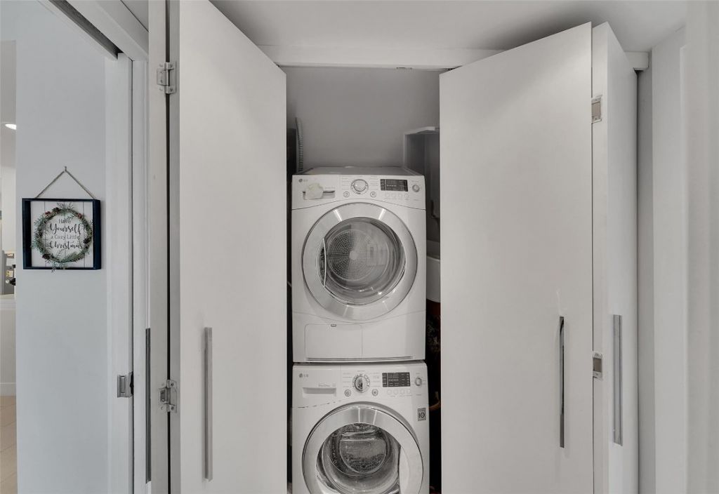 3050 NE 48th Court, Unit 206, Lighthouse Point, FL 33064 Photo