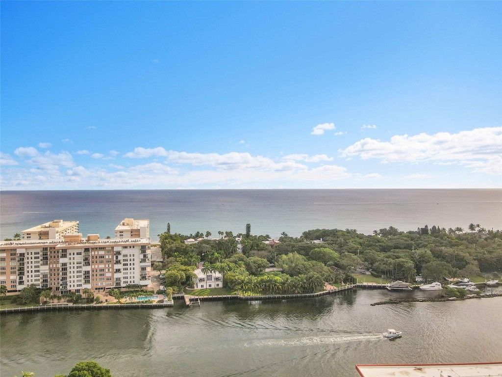 3050 NE 48th Court, Unit 206, Lighthouse Point, FL 33064 Photo