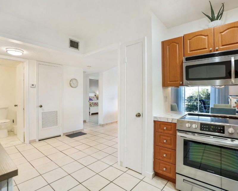 4770 NW 21st Street, Unit 305, Lauderhill, FL 33313 Photo