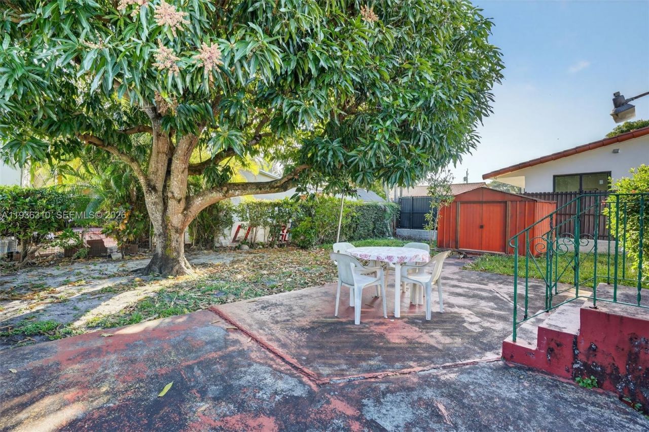 1633 SW 30th Ave, Miami, FL 33145 Photo