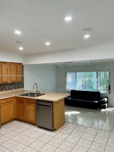 5650 NE 17th Ter, Unit 5650, Fort Lauderdale, FL 33334 Photo