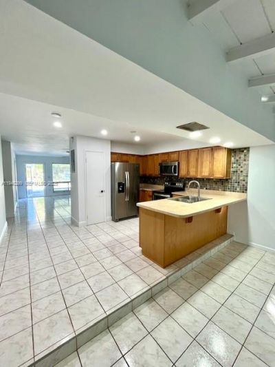 5650 NE 17th Ter, Unit 5650, Fort Lauderdale, FL 33334 Photo