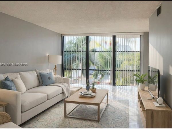 800 Parkview Dr, Unit 303, Hallandale Beach, FL 33009