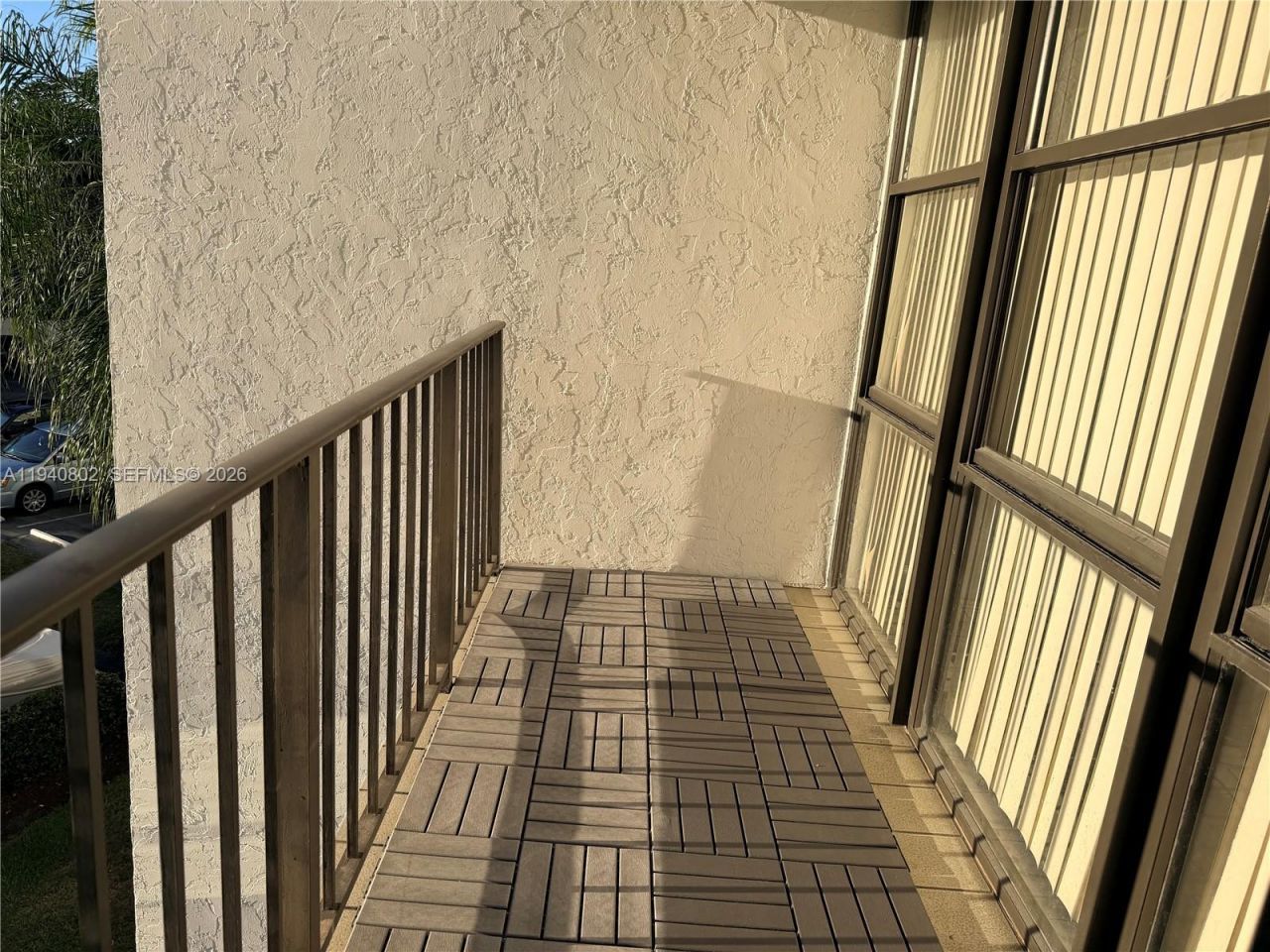 800 Parkview Dr, Unit 303, Hallandale Beach, FL 33009 Photo