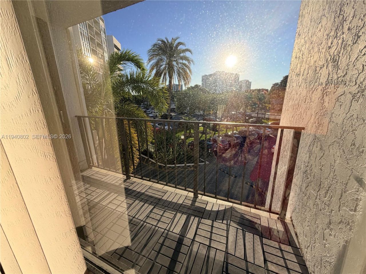 800 Parkview Dr, Unit 303, Hallandale Beach, FL 33009 Photo