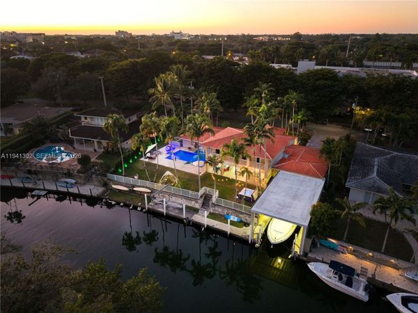 5343 Orduna Dr, Coral Gables, FL 33146