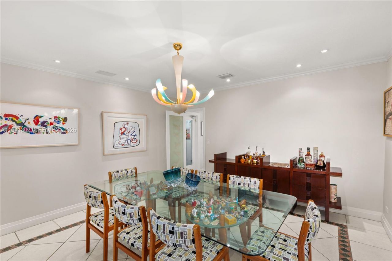 5343 Orduna Dr, Coral Gables, FL 33146 Photo