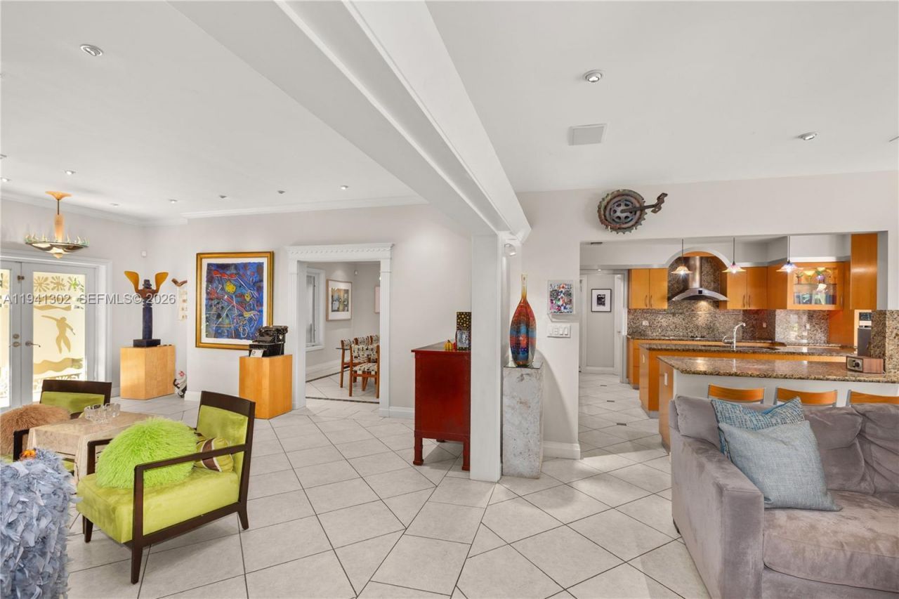 5343 Orduna Dr, Coral Gables, FL 33146 Photo