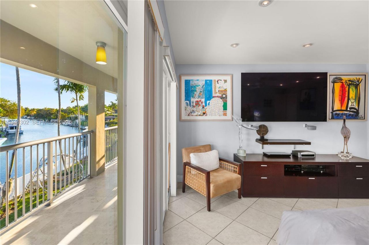 5343 Orduna Dr, Coral Gables, FL 33146 Photo