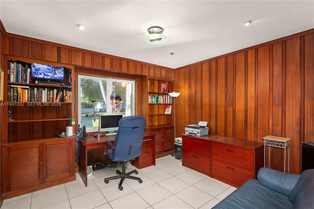 5343 Orduna Dr, Coral Gables, FL 33146 Photo