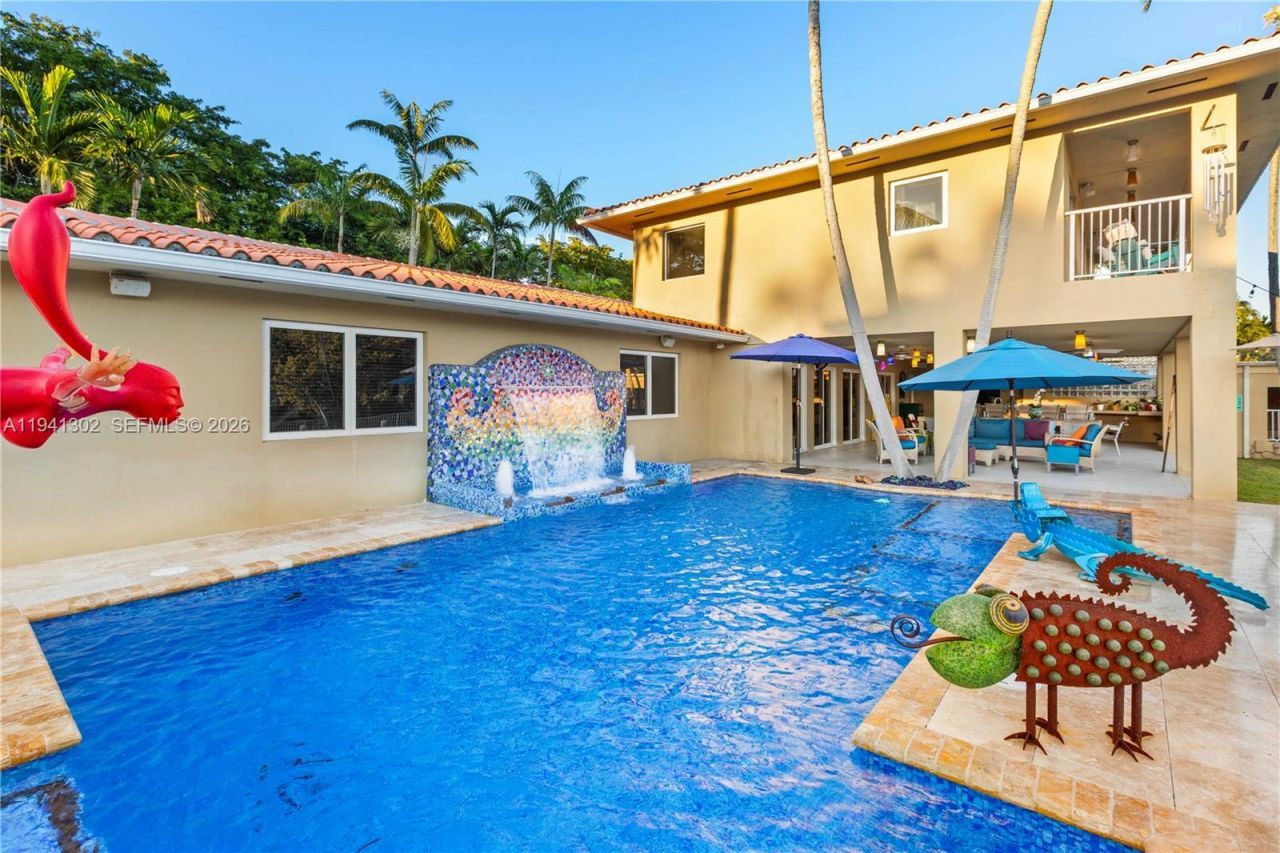 5343 Orduna Dr, Coral Gables, FL 33146 Photo