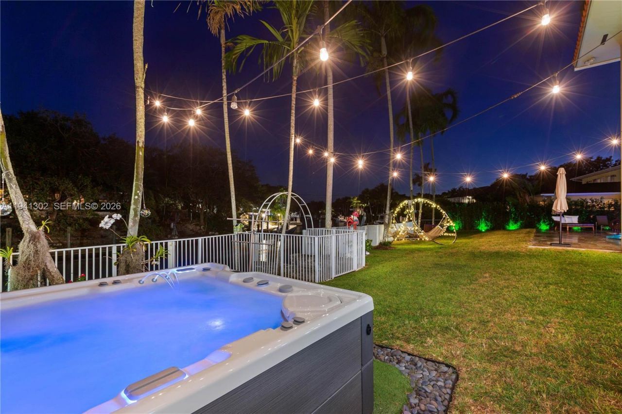 5343 Orduna Dr, Coral Gables, FL 33146 Photo