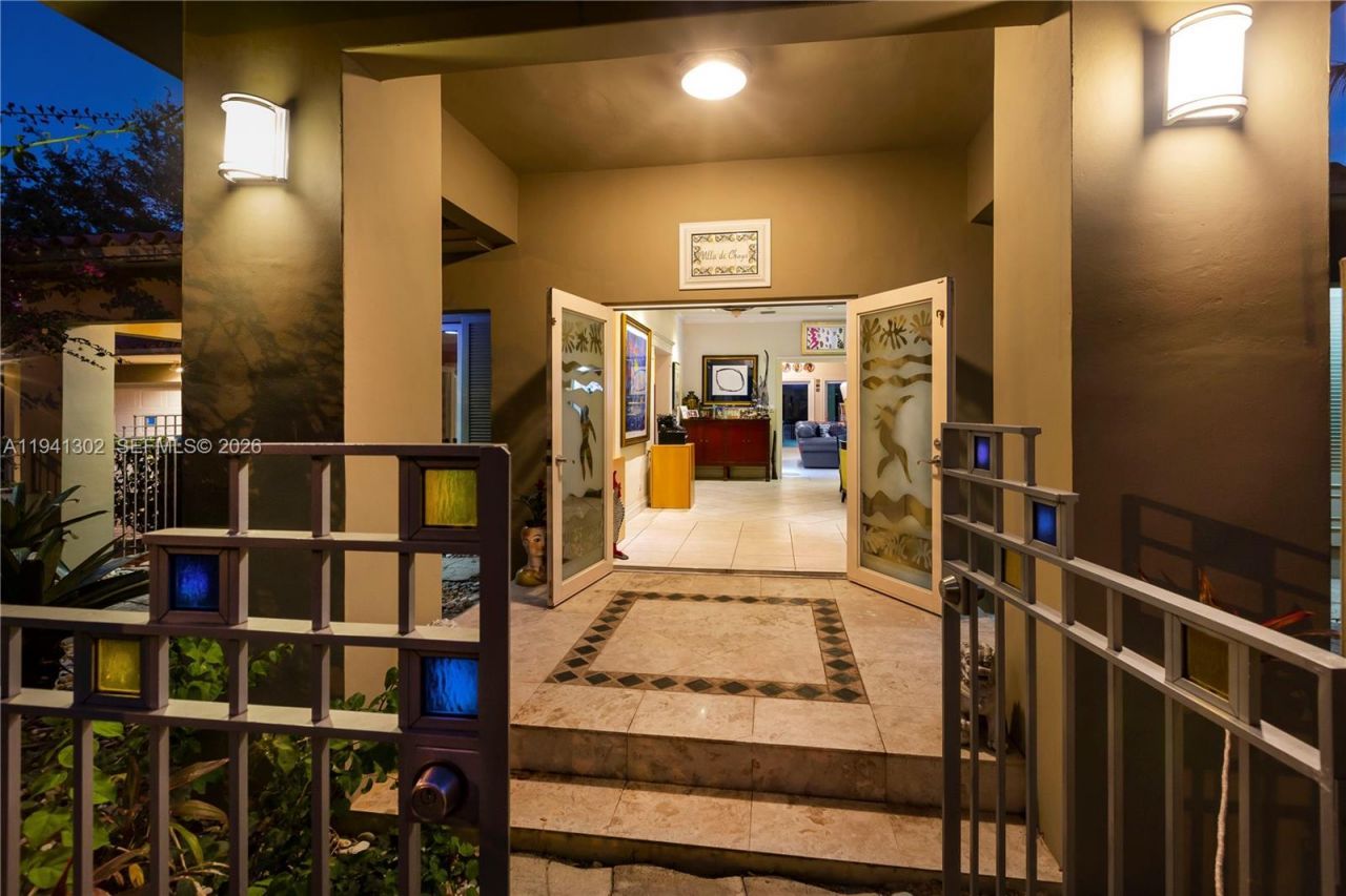 5343 Orduna Dr, Coral Gables, FL 33146 Photo