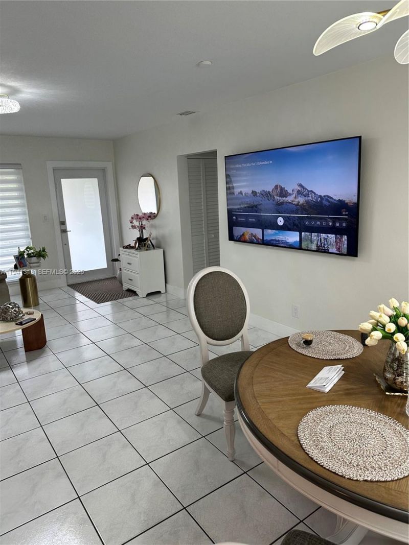 410 N 74th Ave, Hollywood, FL 33024 Photo