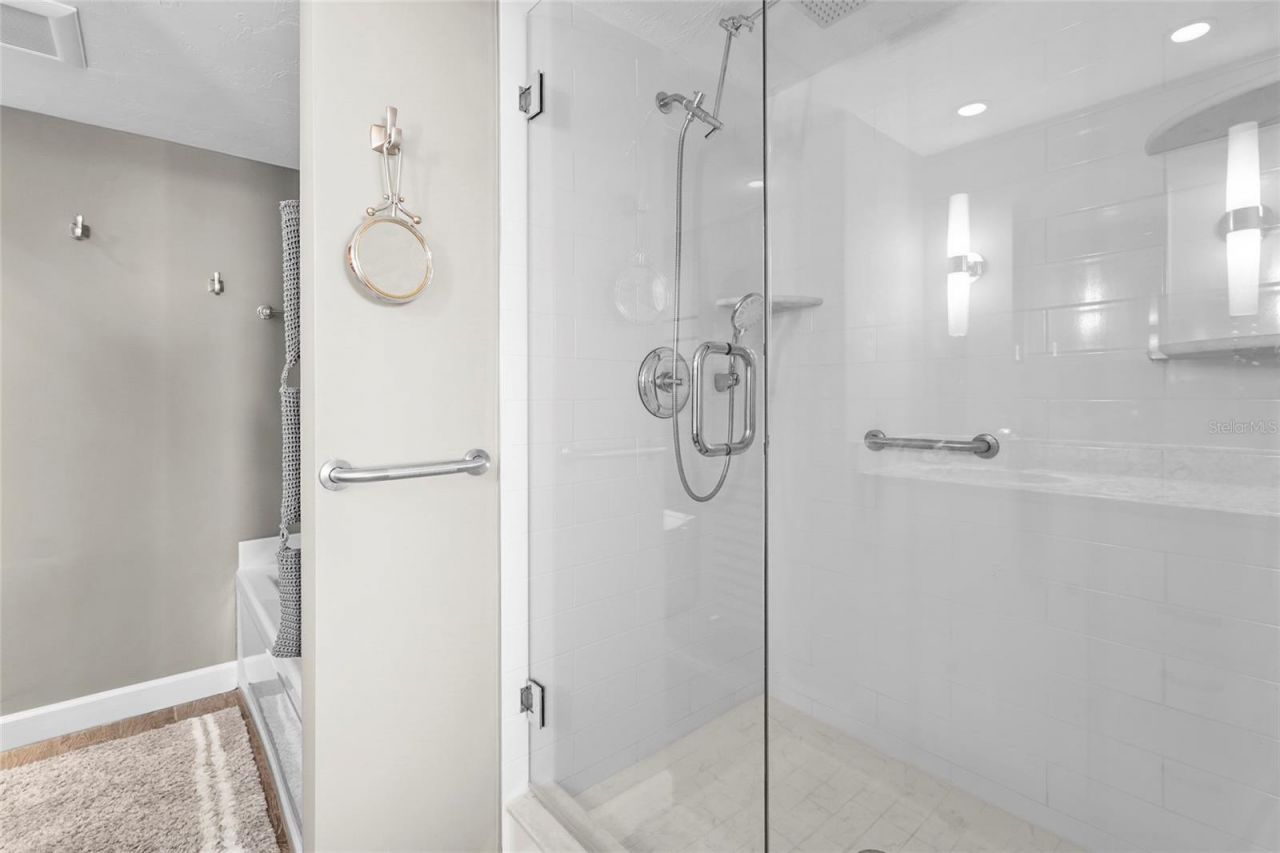 707 S Gulfstream Avenue, Unit 906, Sarasota, FL 34236 Photo