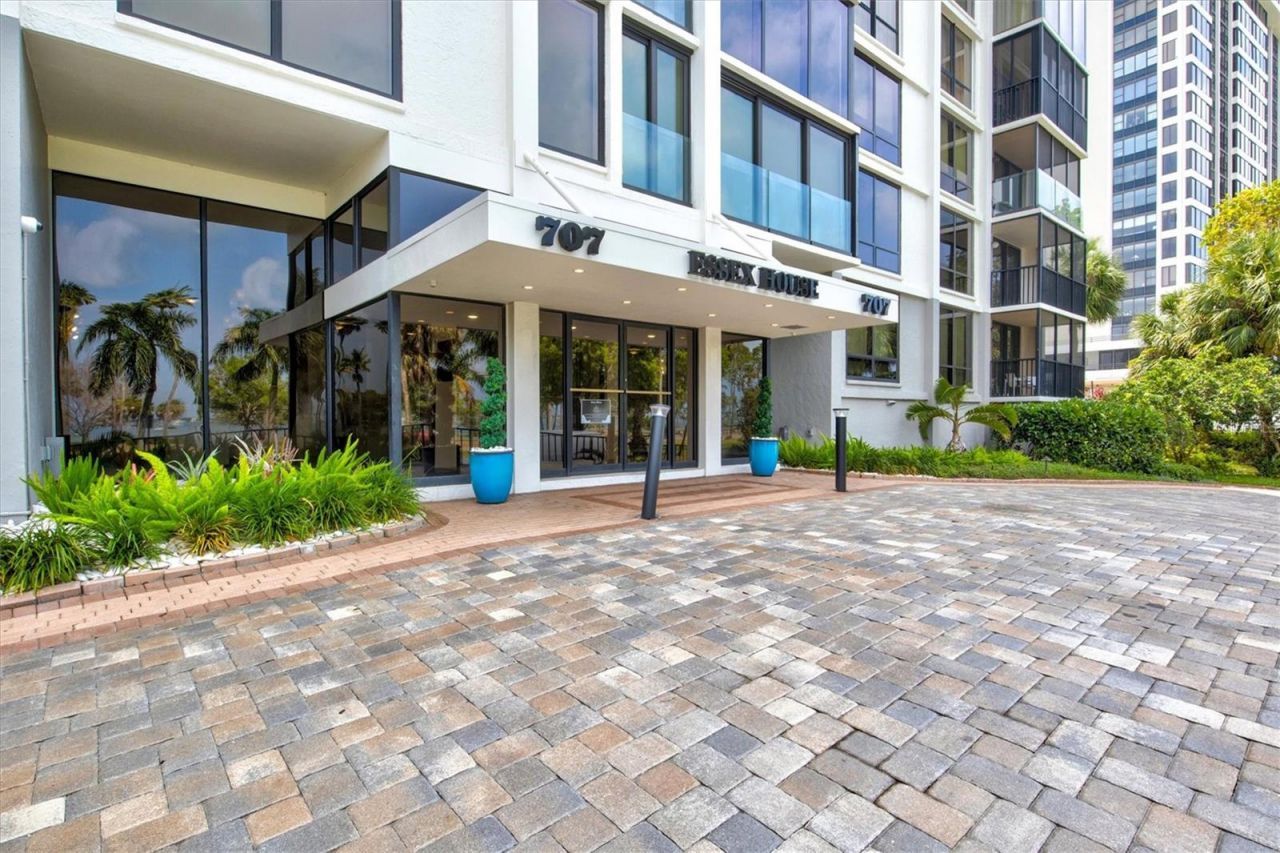 707 S Gulfstream Avenue, Unit 906, Sarasota, FL 34236 Photo