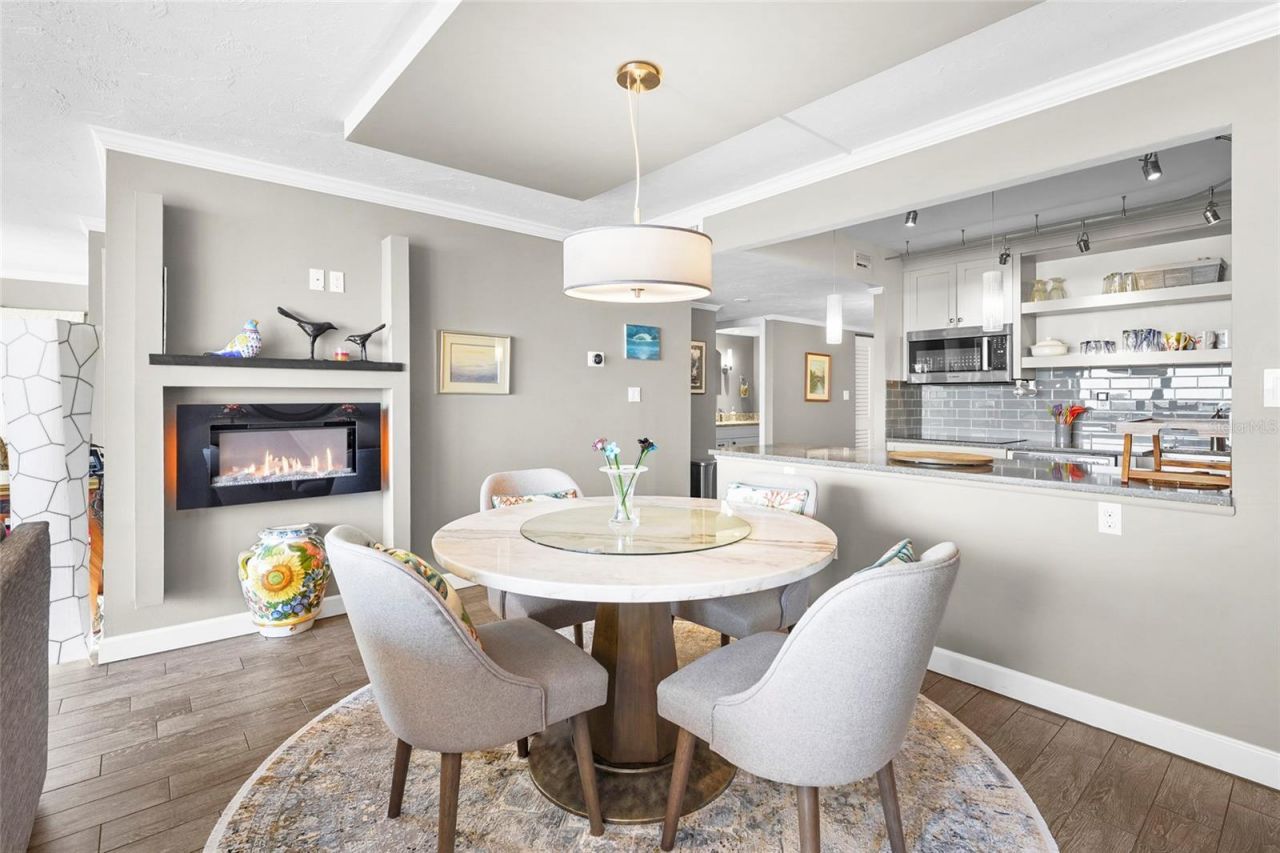 707 S Gulfstream Avenue, Unit 906, Sarasota, FL 34236 Photo