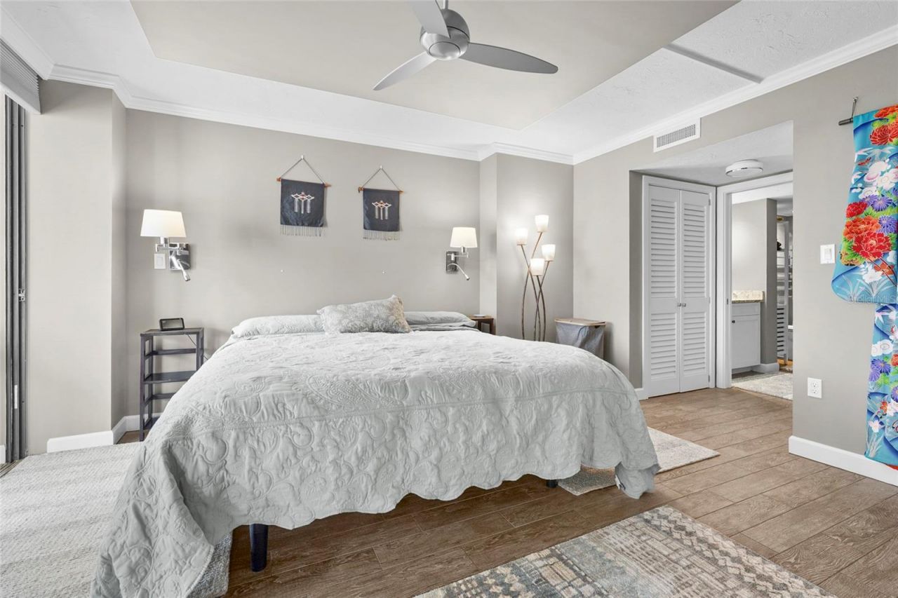 707 S Gulfstream Avenue, Unit 906, Sarasota, FL 34236 Photo