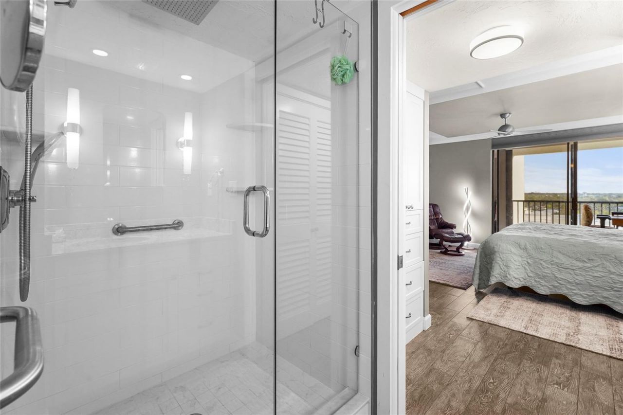 707 S Gulfstream Avenue, Unit 906, Sarasota, FL 34236 Photo