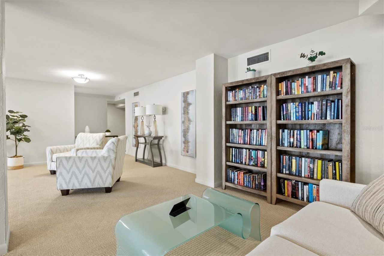 707 S Gulfstream Avenue, Unit 906, Sarasota, FL 34236 Photo