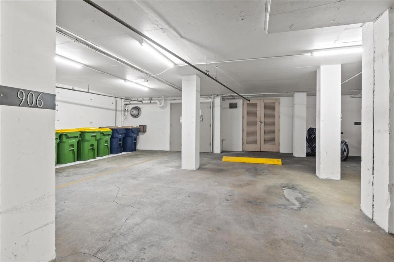 707 S Gulfstream Avenue, Unit 906, Sarasota, FL 34236 Photo