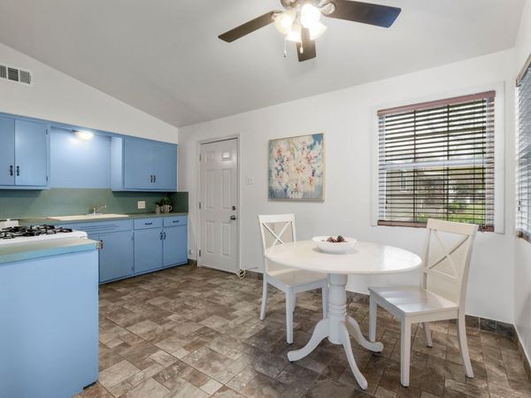 1508 S Walnut ST, Georgetown, TX 78626