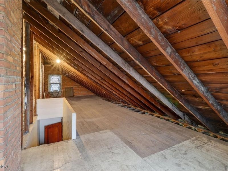 8204 Bancroft Avenue, Unit 8206, Cleveland, OH 44105 Photo 18