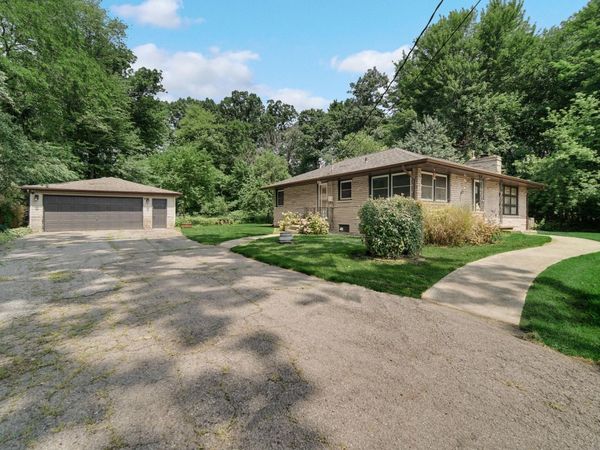 2375 Indian Boundary Road, Chesterton, IN 46304
