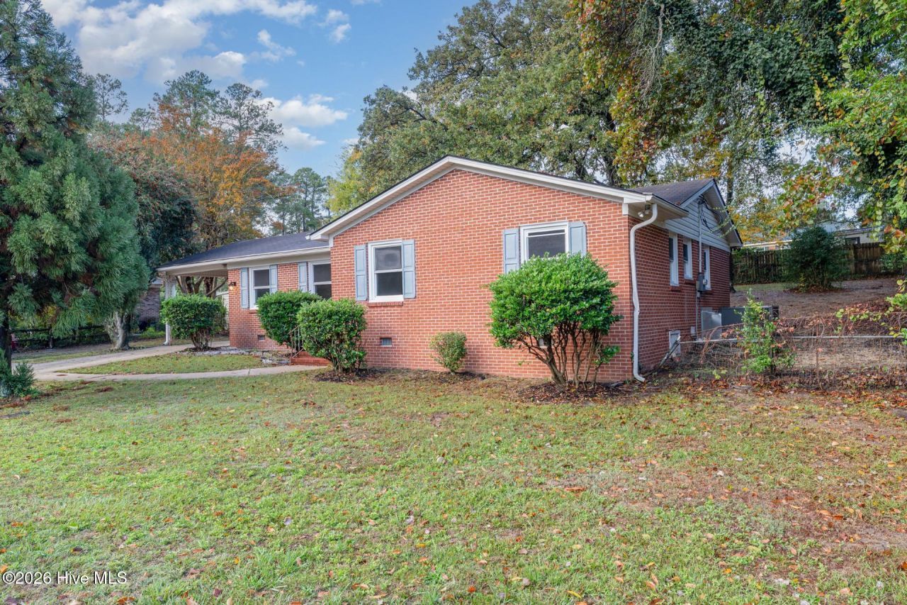 1310 Bingham Drive, Fayetteville, NC 28304 Main Photo