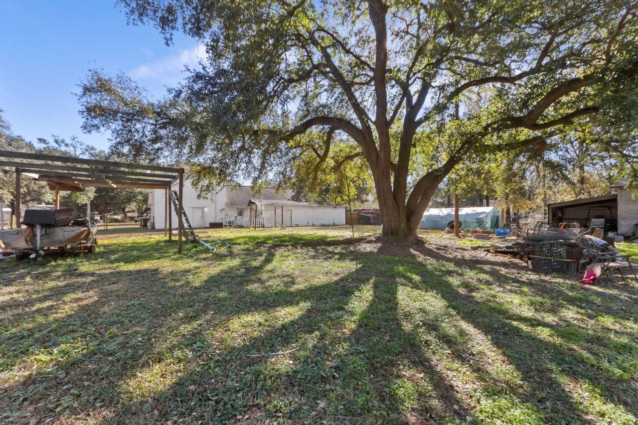 630 Grandfather Lane Photo 15