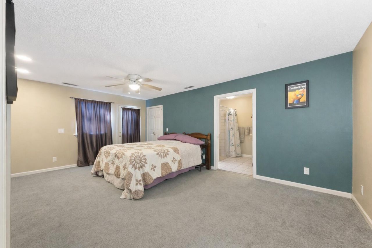 630 Grandfather Lane Photo 7