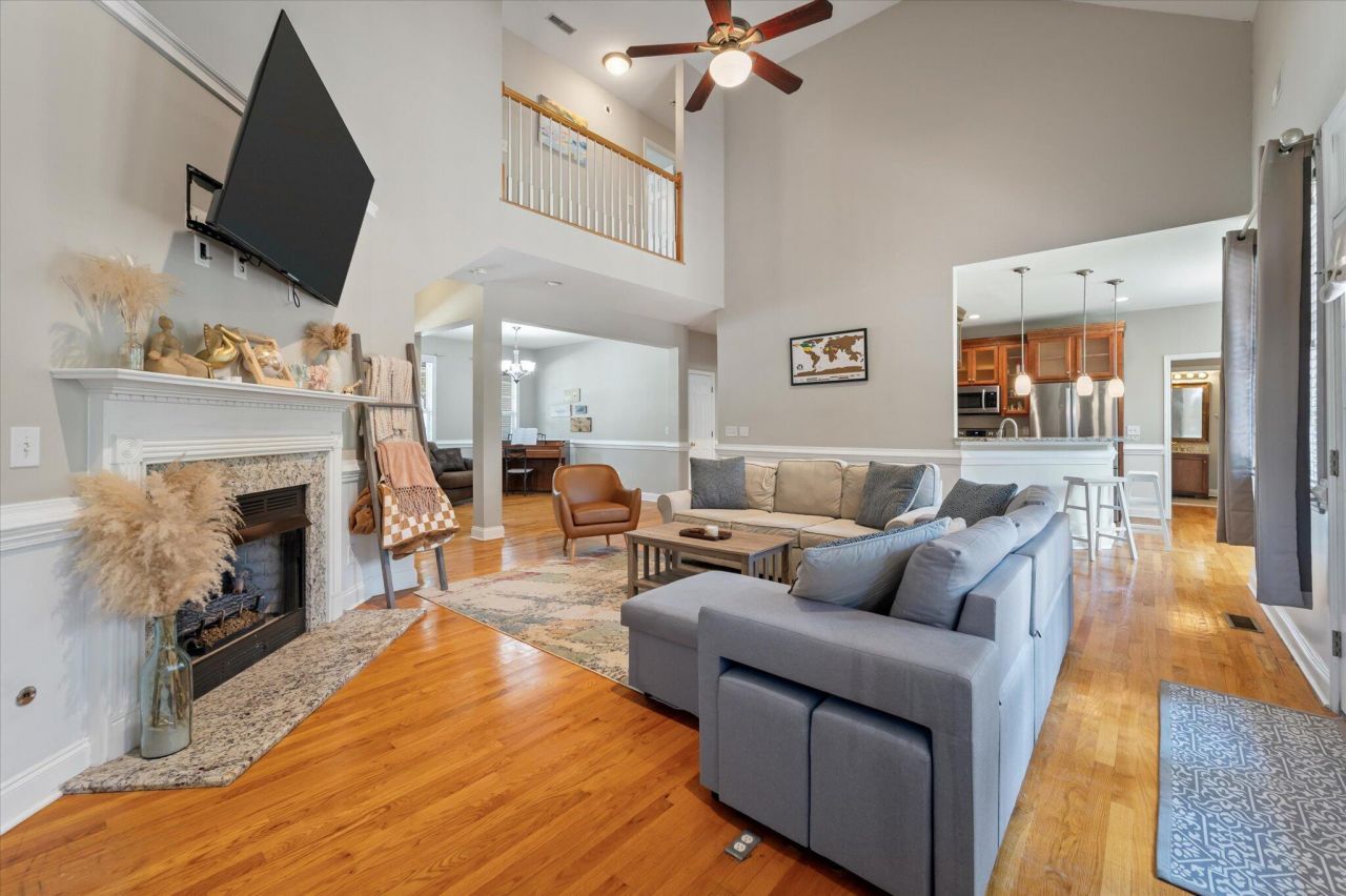 8320 Tyrian Path Photo 10