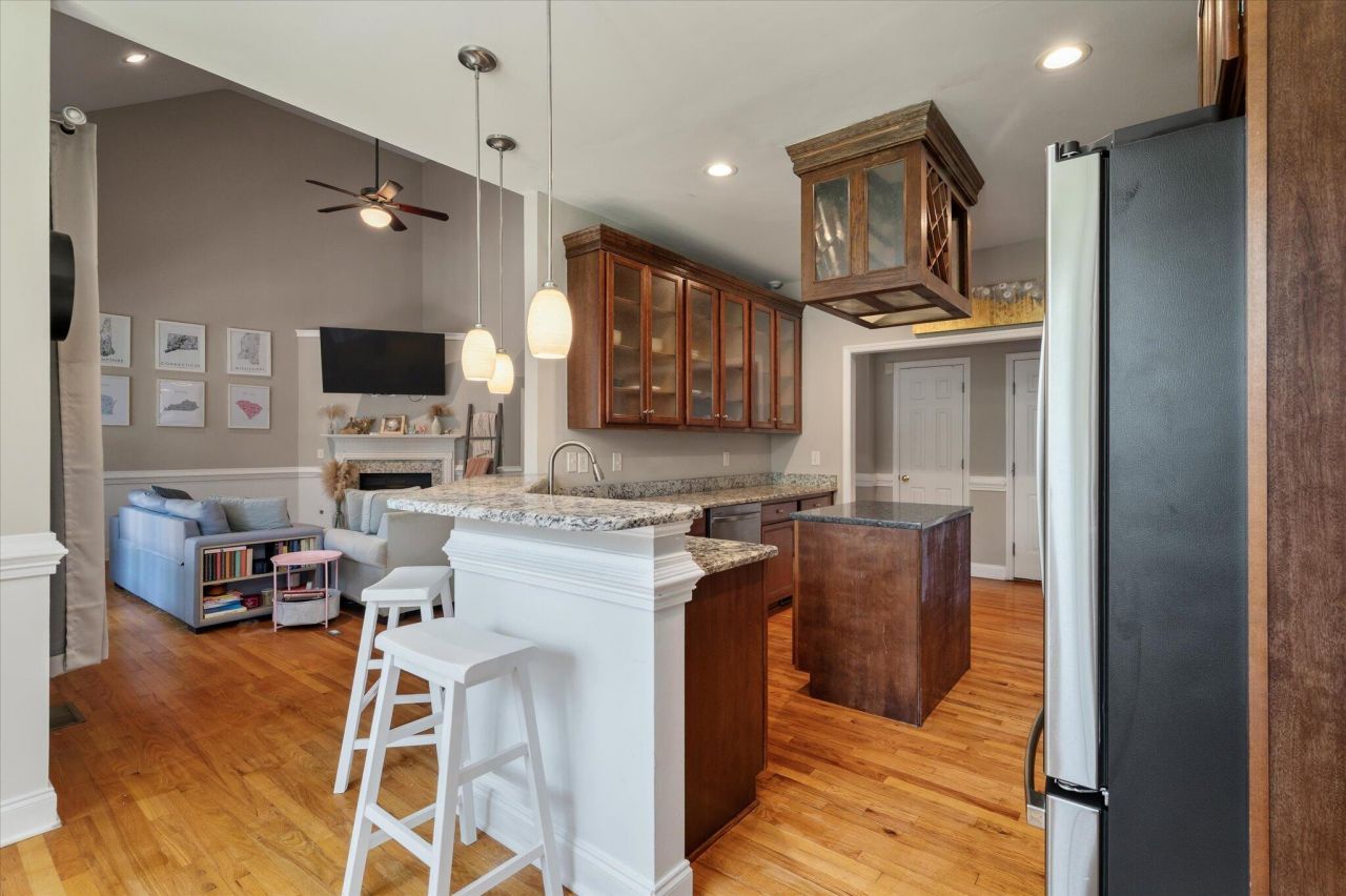 8320 Tyrian Path Photo 12